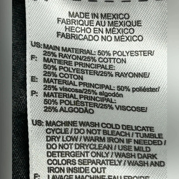 Reebok T shirt XS ,grey CROSSFIT. ,logo ,scoop neck ,cap sleeve, fittted, NWT - Picture 9 of 9